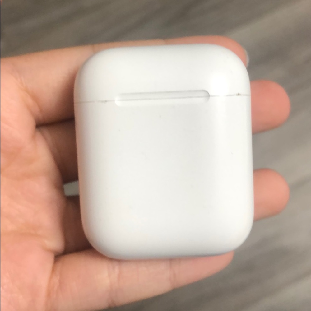 airpod charging case
